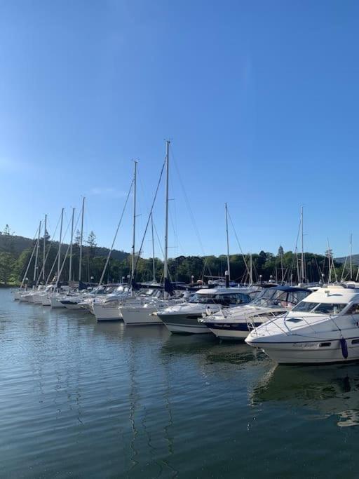 Shamrock, Bowness On Windermere, Superb One Bedroom Apartment With Private Parking Exterior foto